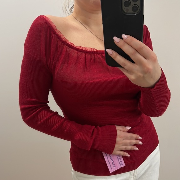 *NWT* Necessary Objects Scoop Neck Red Long Sleeve Sweater - Picture 8 of 8